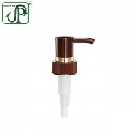 Amber plastic lotion pump with UV surface finishing collar 28/410